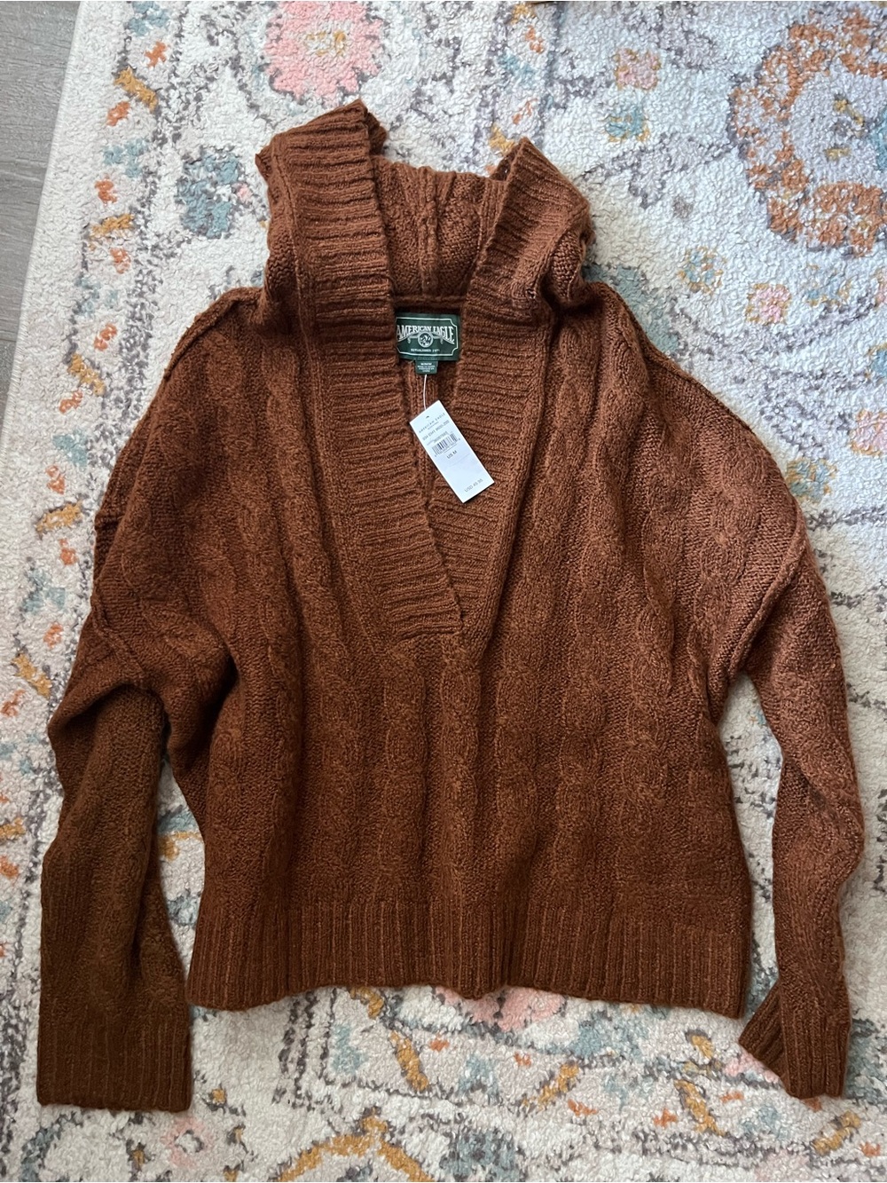 American Eagle Outfitters Cozy Cable-Knit Brown Hooded Sweater size M NWT